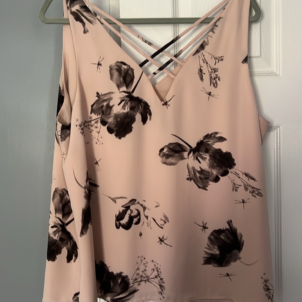 Express Blouse - Picture 2 of 2